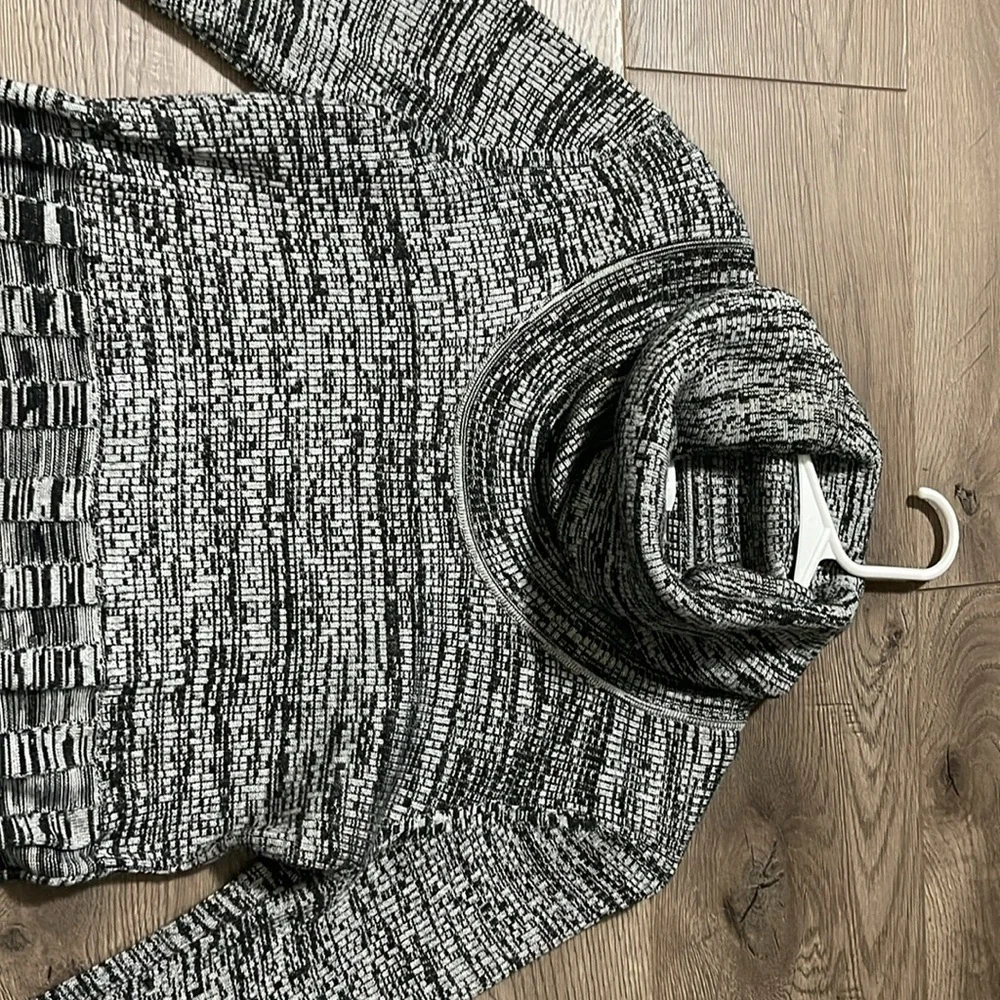 Cavlin Kelin Cowl neck knit dress, Size M - Picture 3 of 10